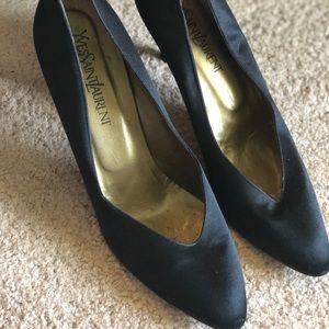 Yves Saint Laurent Heels